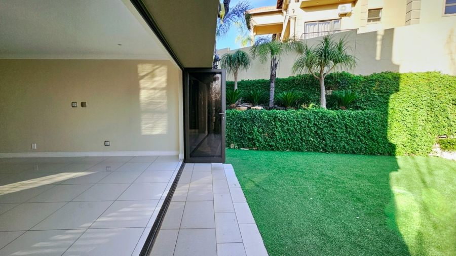 5 Bedroom Property for Sale in Kiepersol Free State